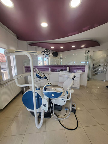 KOUNIOU IRO - DENTAL CENTER: Φωτογραφίες & Βίντεο