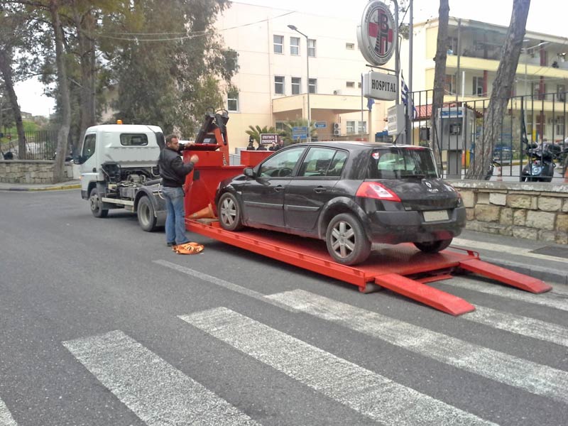 ΚΟΥΡΟΥΠΗΣ ΑΝΔΡΕΑΣ: Φωτογραφίες & Βίντεο