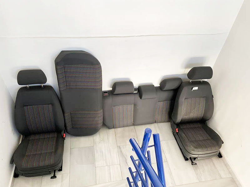 KOUTROULIS CAR PARTS: Φωτογραφίες & Βίντεο