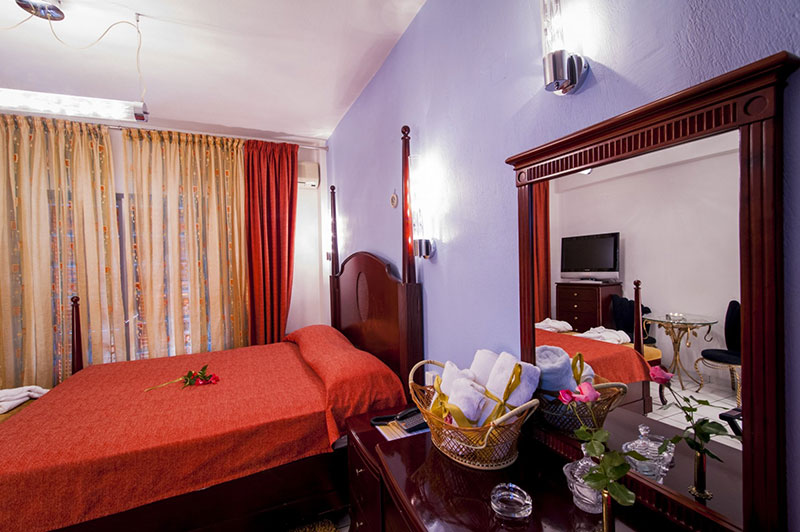 KRIKONIS HOTEL: Φωτογραφίες & Βίντεο