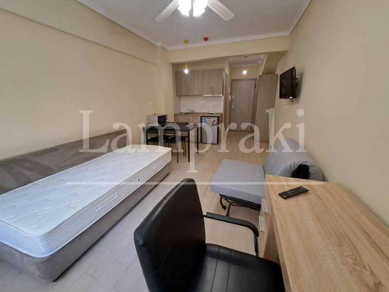 LAMPRAKI REAL ESTATE: Φωτογραφίες & Βίντεο