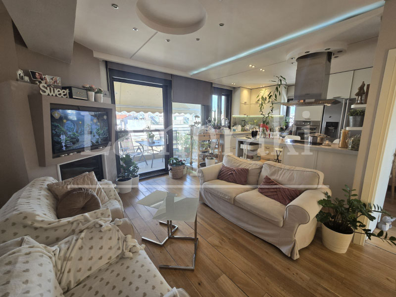 LAMPRAKI REAL ESTATE: Φωτογραφίες & Βίντεο