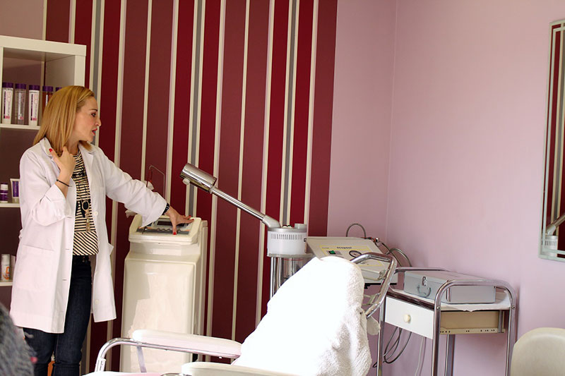 LASERLINE CLINICS: Φωτογραφίες & Βίντεο