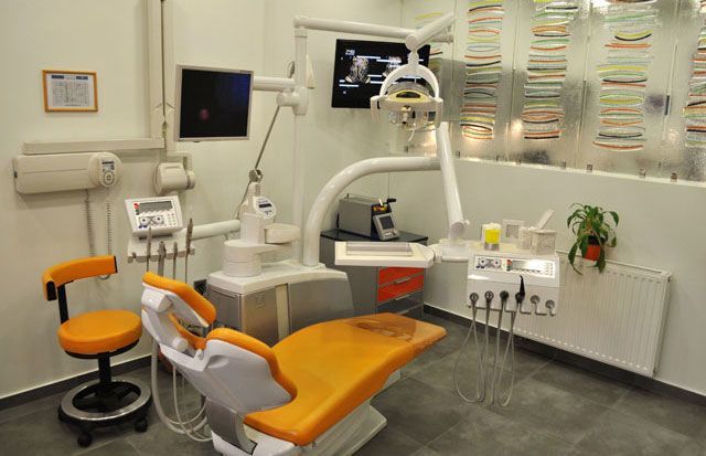 LASER DENTAL CLINIC - TZANNOU EFSTRATIOS: Φωτογραφίες & Βίντεο