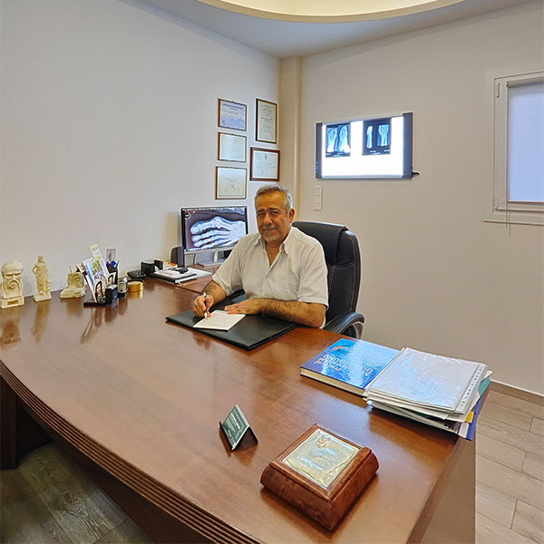 LAZARIDIS P. STEFANOS DR: Φωτογραφίες & Βίντεο