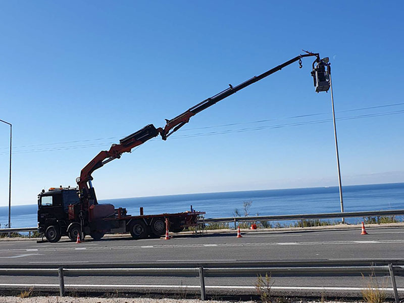 LAZARIS GEORGIOS - LAZARIS CRANES: Φωτογραφίες & Βίντεο