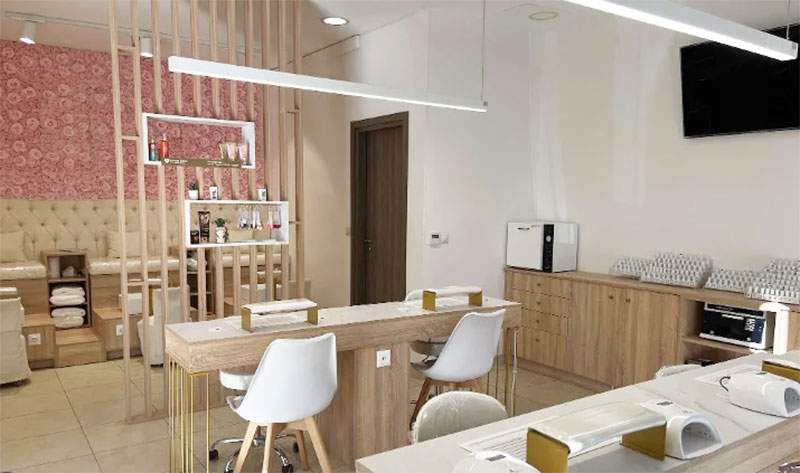 LEYKI KOUTRELA NAIL SALON: Φωτογραφίες & Βίντεο