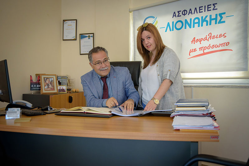 Είμαστε πάντα δίπλα σας