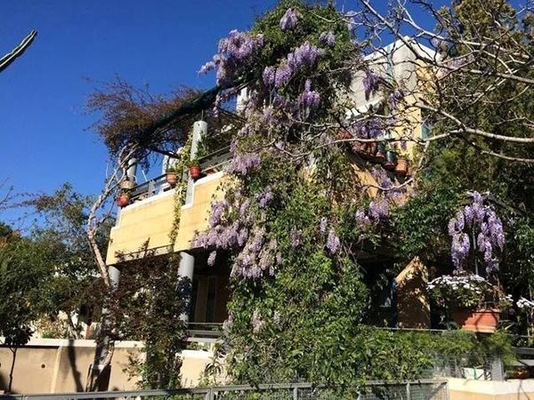 Ενοικίαση μεζονέτας με ιδιαίτερη αρχιτεκτονική, στο Κάτω Διμηνιό