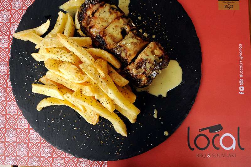 LOCAL BBQ & SOUVLAKI: Φωτογραφίες & Βίντεο
