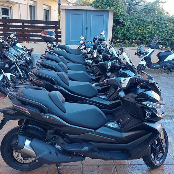 LOUROS LD MOTO: Φωτογραφίες & Βίντεο