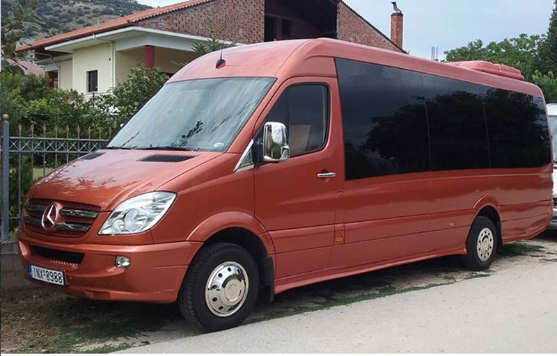 LOUTSARIS BUS: Φωτογραφίες & Βίντεο