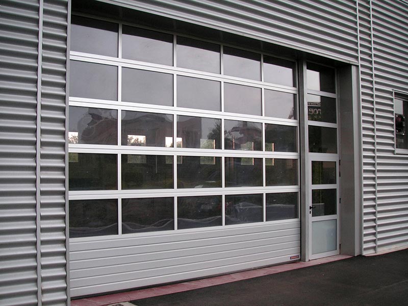 LOWE DOORS MONOPROSOPI IKE: Φωτογραφίες & Βίντεο
