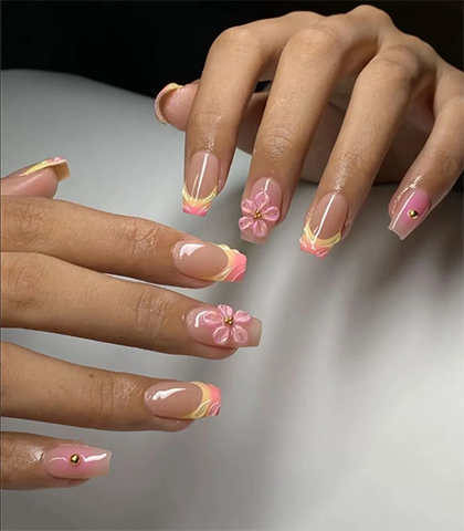 LUXURY NAILS: Φωτογραφίες & Βίντεο