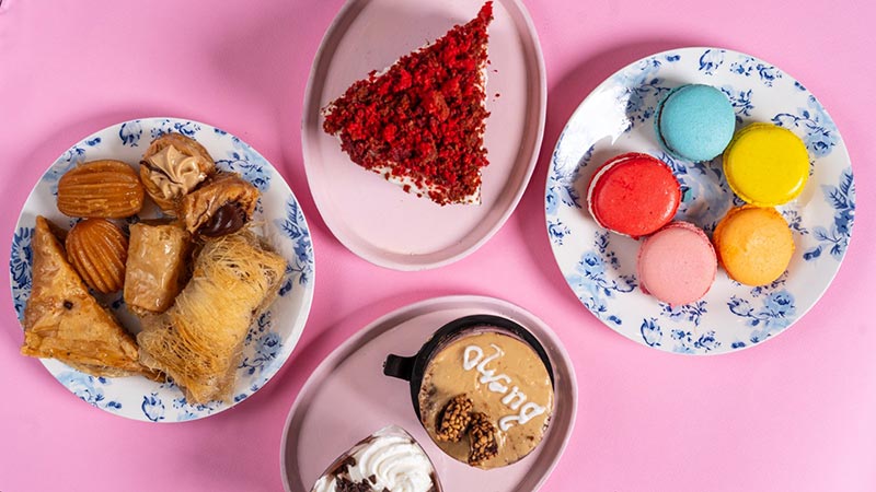 MACARON: Φωτογραφίες & Βίντεο