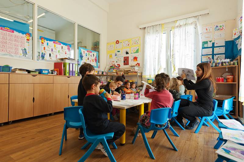 ΜΑΙΡΗ ΠΟΠΠΙΝΣ: Φωτογραφίες & Βίντεο