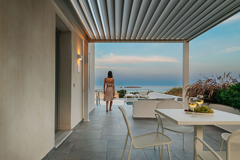 MAKRIKYTHERA LUXURY SUITES: Φωτογραφίες & Βίντεο