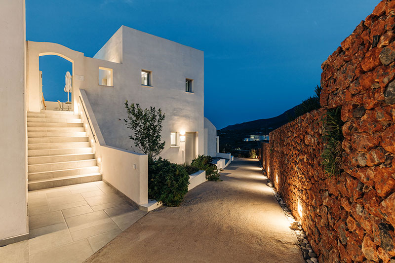 MAKRIKYTHERA LUXURY SUITES: Φωτογραφίες & Βίντεο