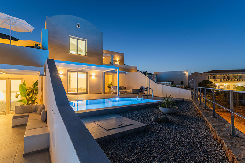 MAKRIKYTHERA LUXURY SUITES: Φωτογραφίες & Βίντεο