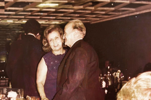 MANA LOUISA: Φωτογραφίες & Βίντεο