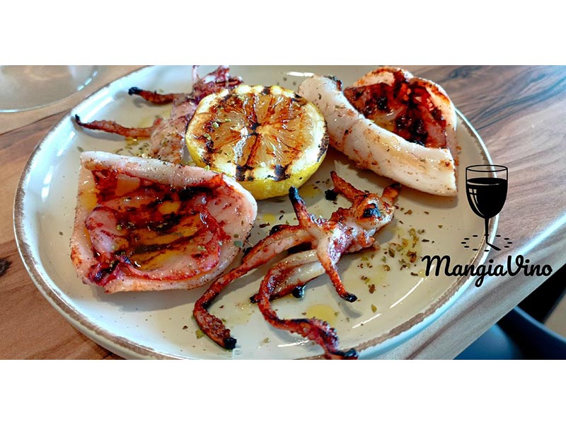 MANGIAVINO: Φωτογραφίες & Βίντεο