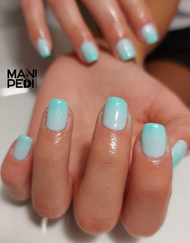 MANI PEDI: Φωτογραφίες & Βίντεο