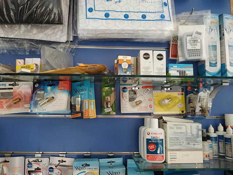 Μαντέλης