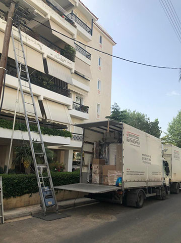 ΜΑΝΤΟΥΖΑΣ ΜΕΤΑΦΟΡΙΚΗ: Φωτογραφίες & Βίντεο