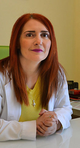 Η Χειρουργός Γυναικολόγος - Μαιευτήρας Δήμητρα Μάντζου