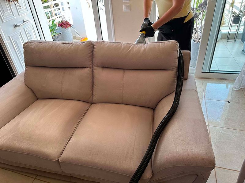 MARGARET CLEANING SERVICE: Φωτογραφίες & Βίντεο