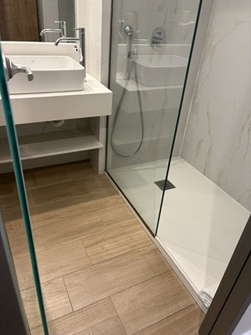 MARGARET CLEANING SERVICE: Φωτογραφίες & Βίντεο
