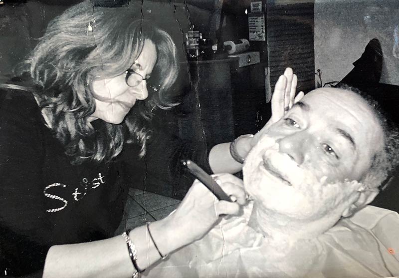 MARINA'S BARBER SHOP: Φωτογραφίες & Βίντεο