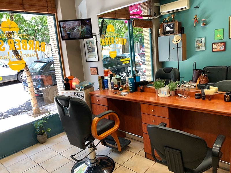 MARINA'S BARBER SHOP: Φωτογραφίες & Βίντεο