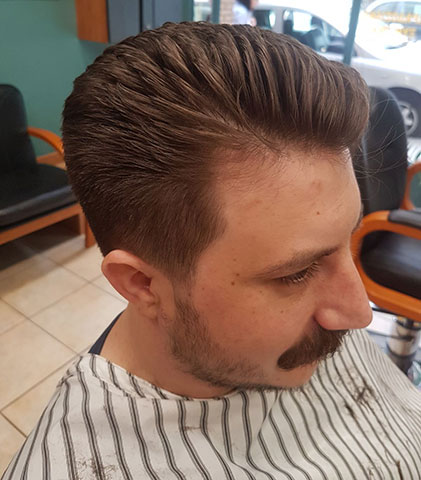 MARINA'S BARBER SHOP: Φωτογραφίες & Βίντεο
