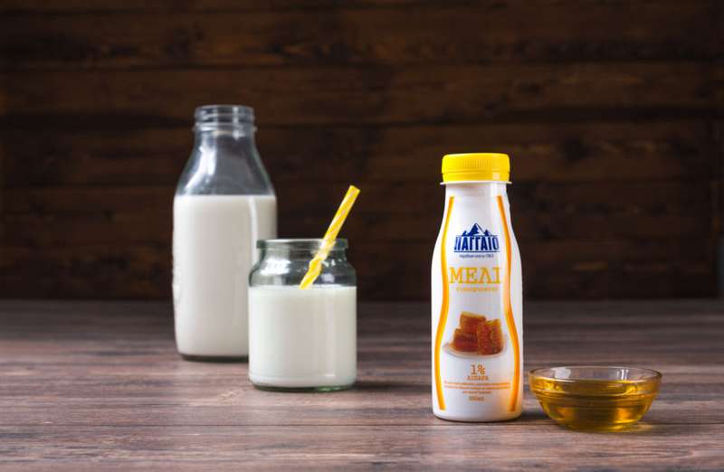 Yoghurt drink with honey