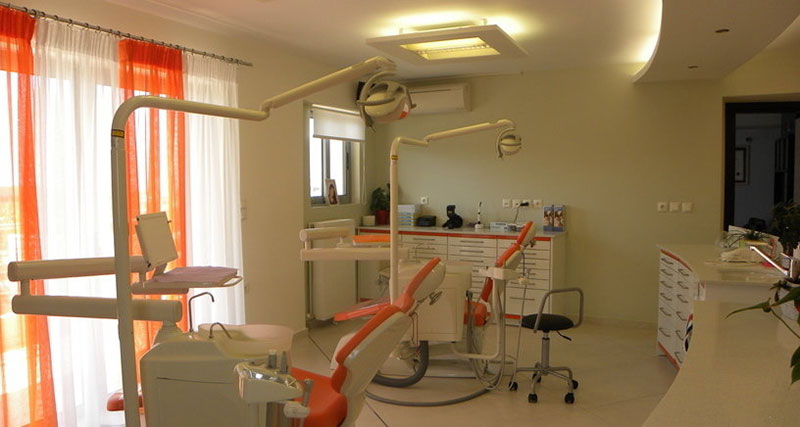 ΜΑΥΡΟΥΔΗ ΣΟΦΙΑ DDS, MSc: Φωτογραφίες & Βίντεο