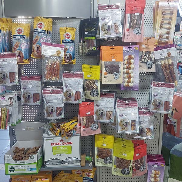 MAX PET SHOP: Φωτογραφίες & Βίντεο