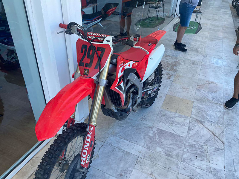 MDN MOTORCYCLES MONOPROSOPI IKE: Φωτογραφίες & Βίντεο