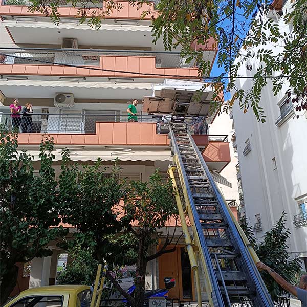 METAFORIKI SKG: Φωτογραφίες & Βίντεο