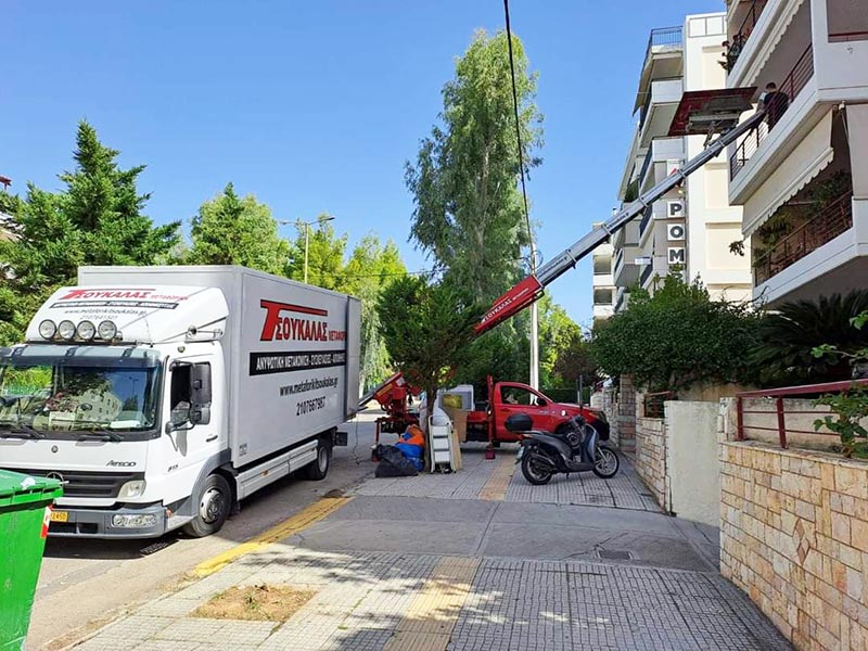 ΜΕΤΑΦΟΡΙΚΗ ΤΣΟΥΚΑΛΑΣ: Φωτογραφίες & Βίντεο