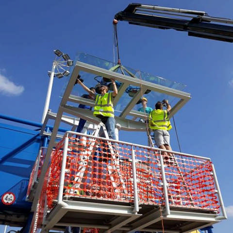 METAL CONSTRUCTION: Φωτογραφίες & Βίντεο