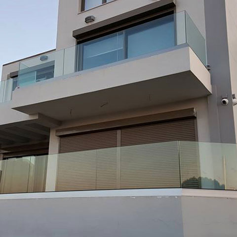 METAL GLASS CORINTHIA: Φωτογραφίες & Βίντεο