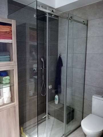 METAL GLASS CORINTHIA: Φωτογραφίες & Βίντεο