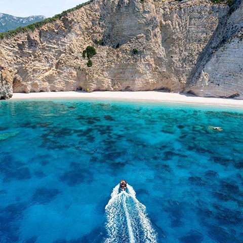 MINIBUSCORFU GINIS: Φωτογραφίες & Βίντεο
