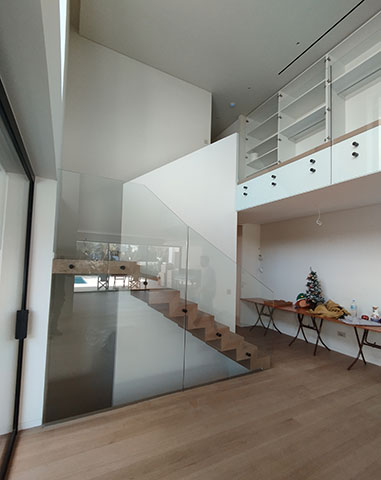 MK GLASS EXPERTS: Φωτογραφίες & Βίντεο