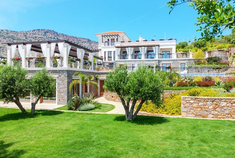 MONOPOLY REAL ESTATE: Φωτογραφίες & Βίντεο
