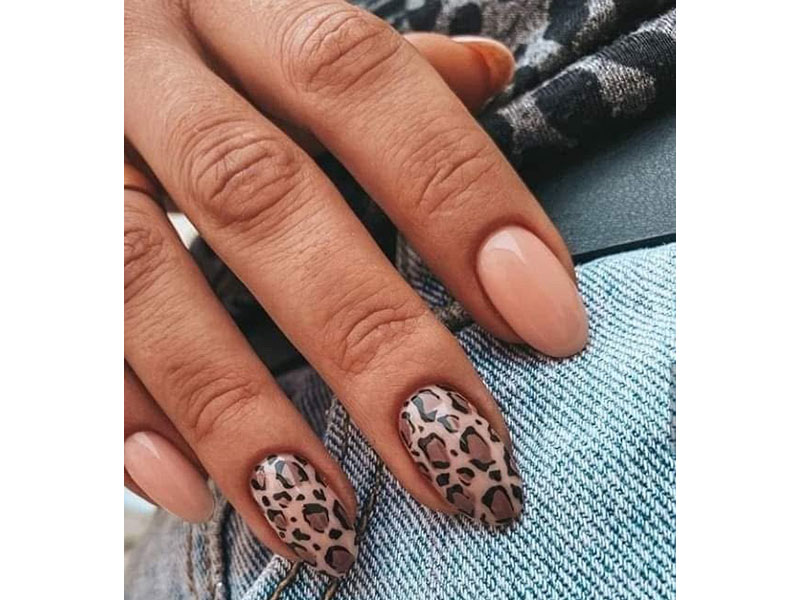 MOON LIGHT NAIL SALON: Φωτογραφίες & Βίντεο