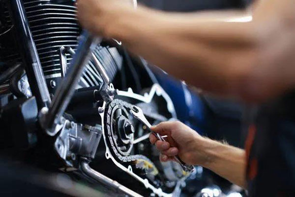 MOTO KONTOVAS: Φωτογραφίες & Βίντεο