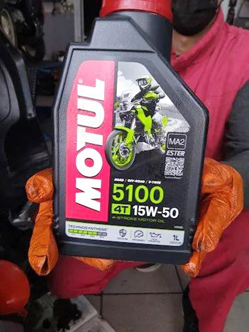 MOTO KONTOVAS: Φωτογραφίες & Βίντεο