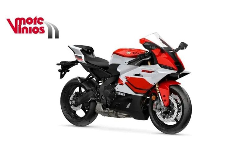 Supersport Yamaha R9